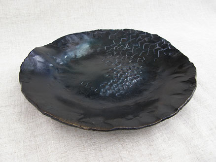 Geometric Design Textured Dish