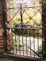 Noughts and Crosses Gate